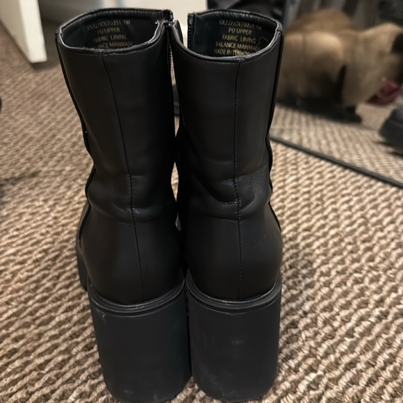 Steve Madden Platform Ankle Boots - Picture 2 of 3